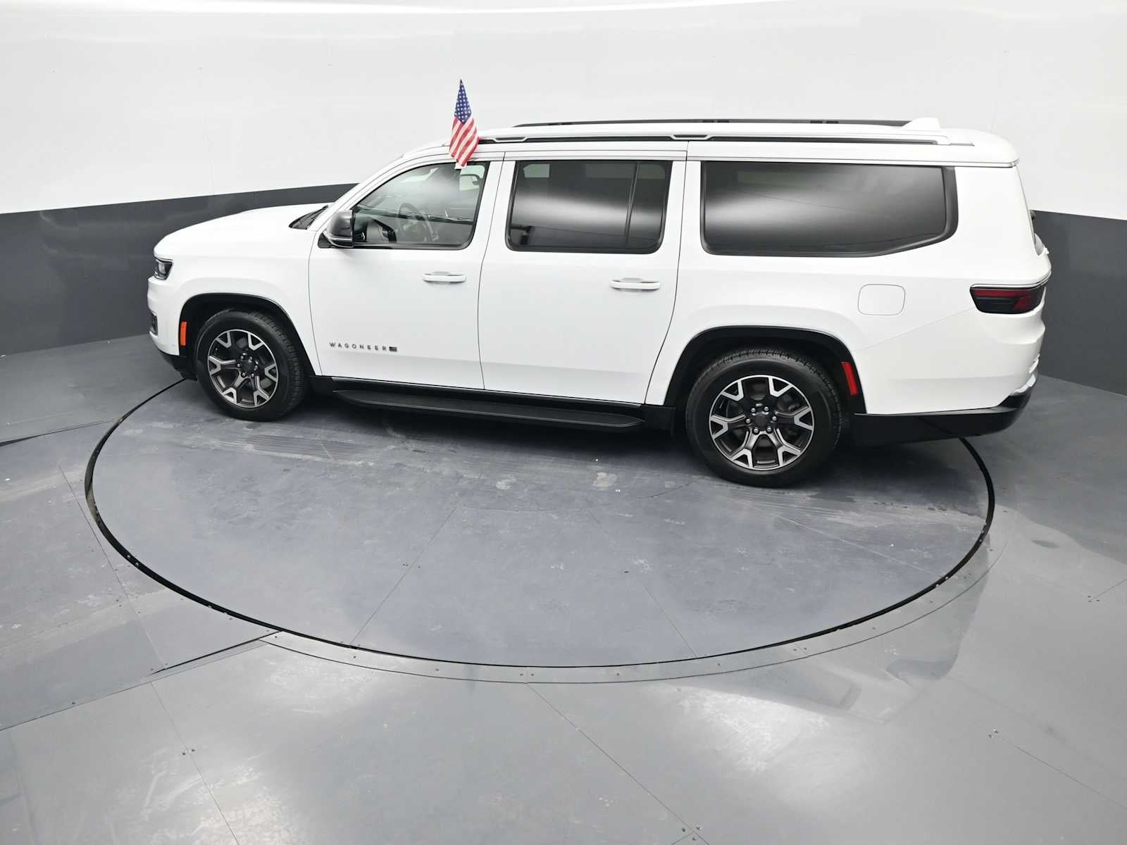 2023 Jeep Wagoneer L Series III