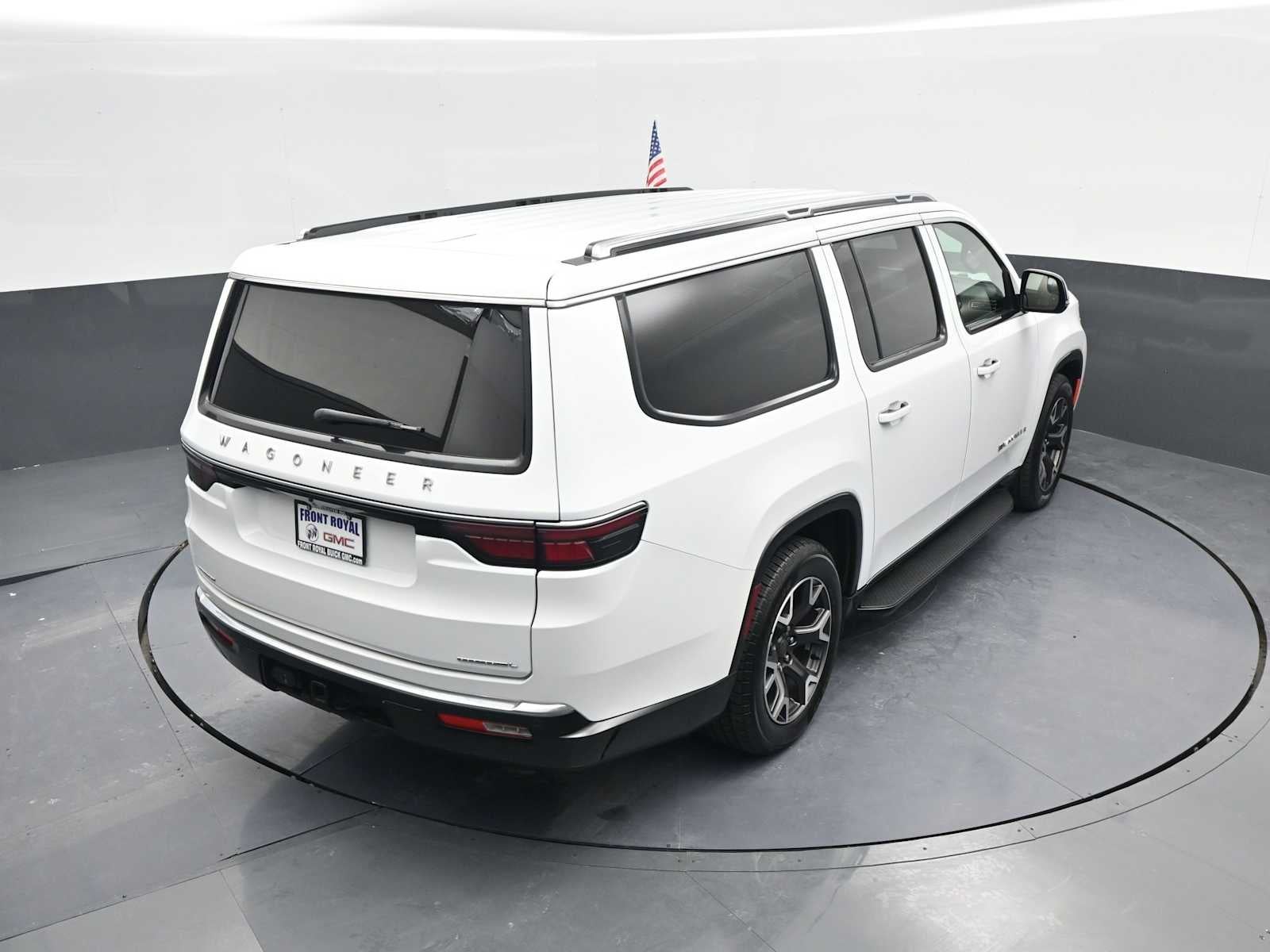 2023 Jeep Wagoneer L Series III