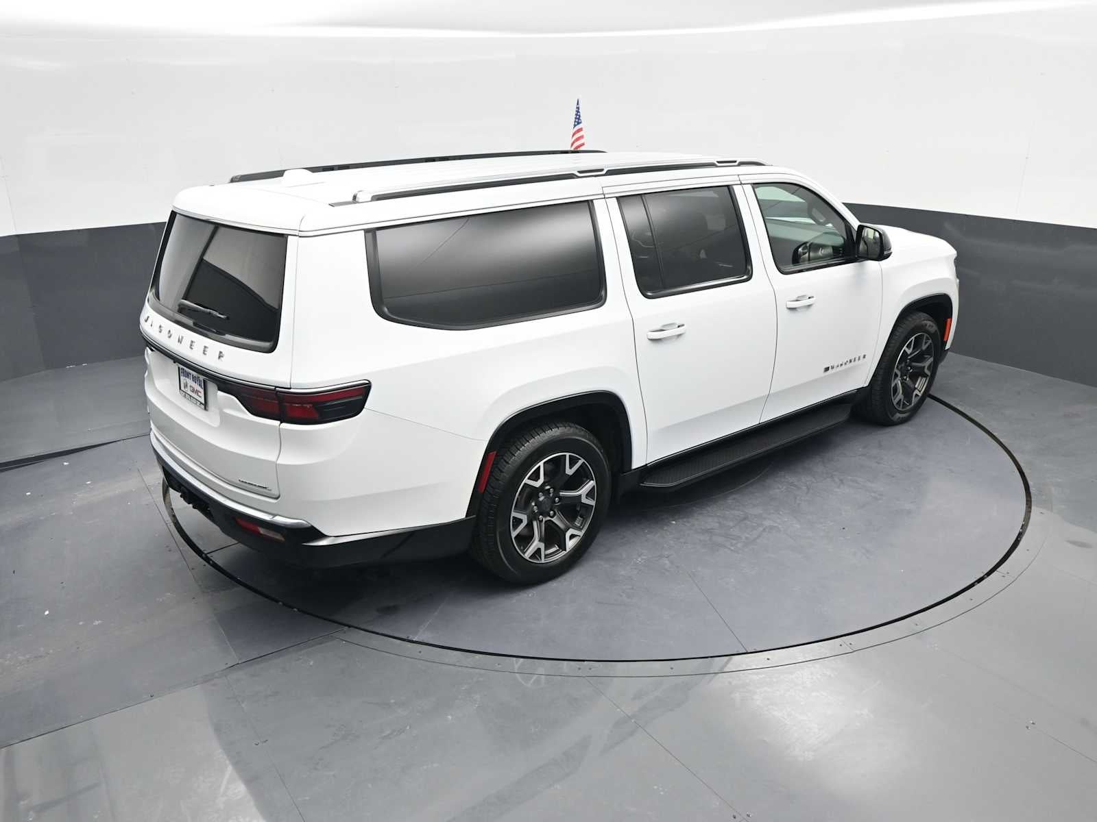 2023 Jeep Wagoneer L Series III