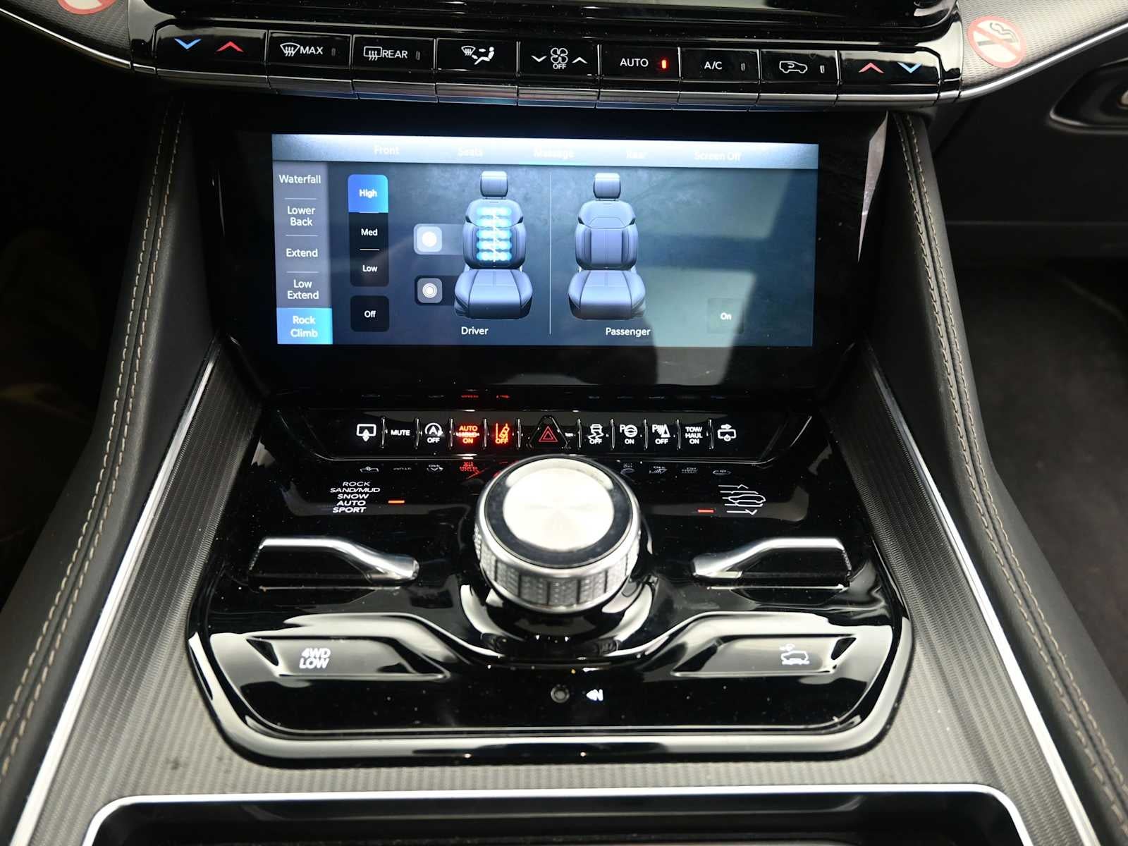 2024 Jeep Grand Wagoneer L Series II