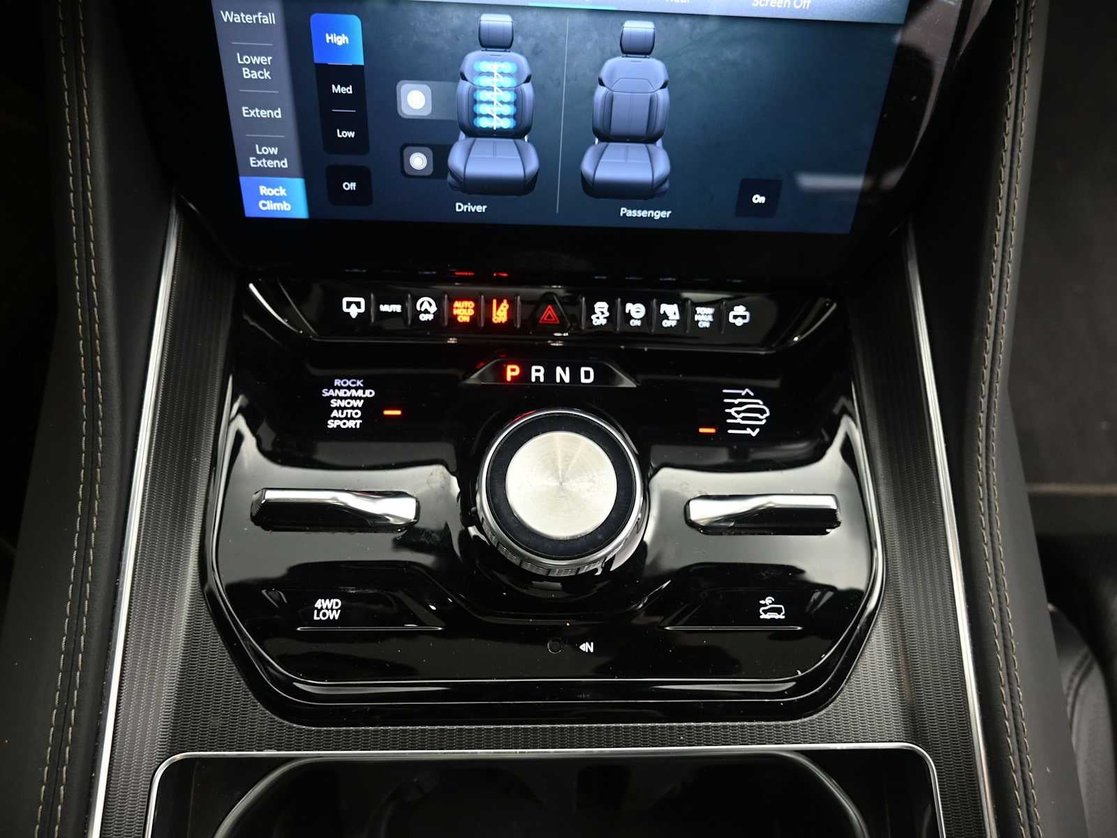 2024 Jeep Grand Wagoneer L Series II