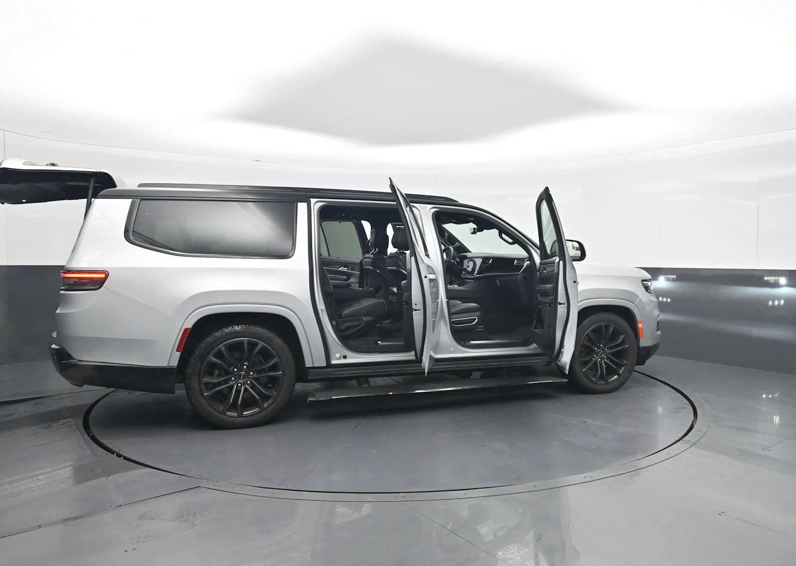 2024 Jeep Grand Wagoneer L Series II