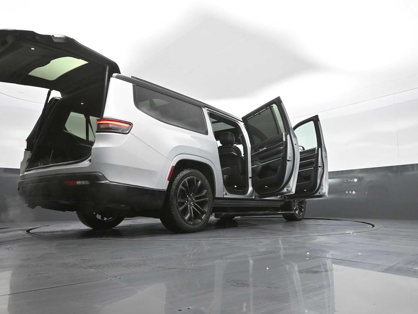 2024 Jeep Grand Wagoneer L Series II