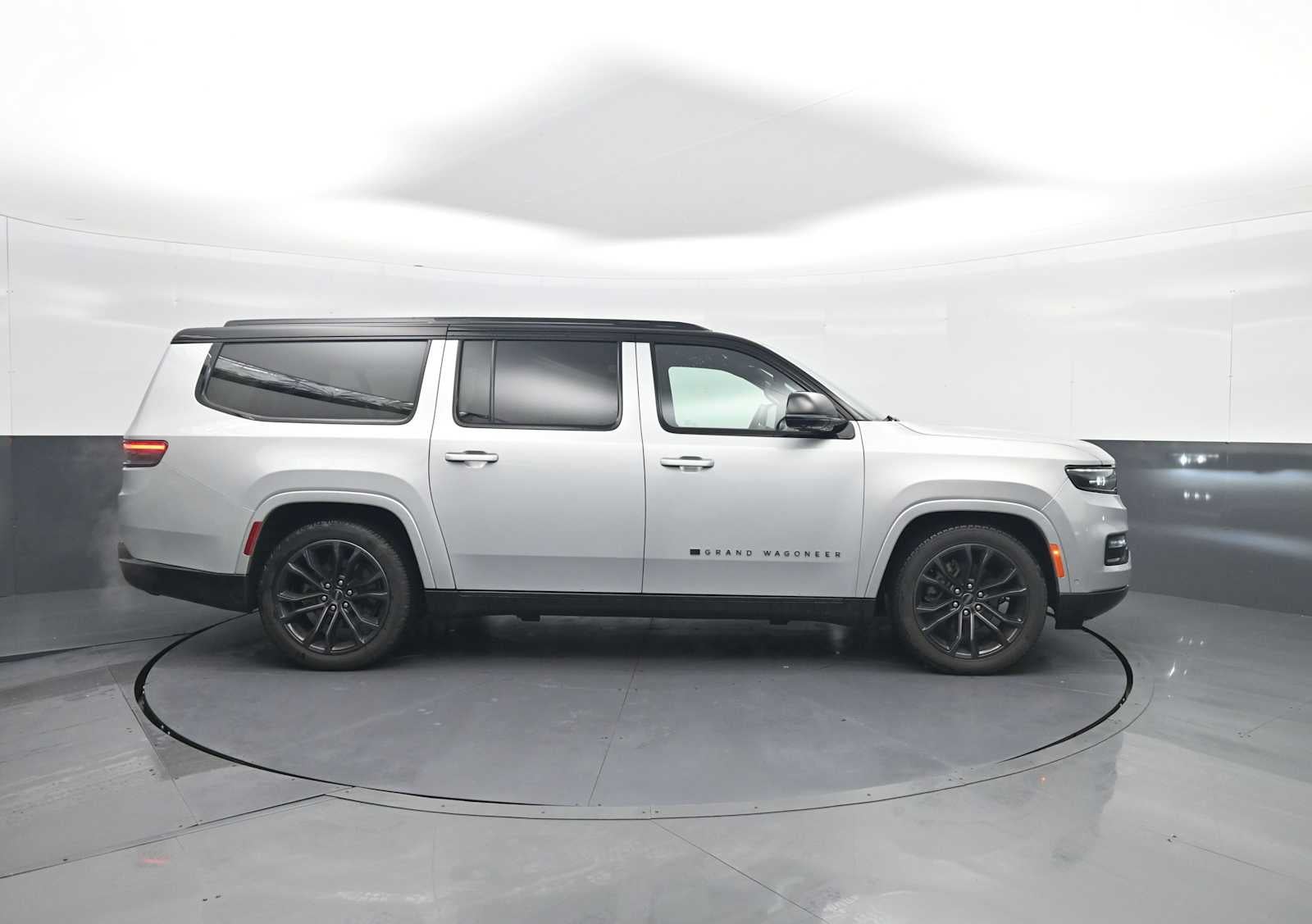 2024 Jeep Grand Wagoneer L Series II