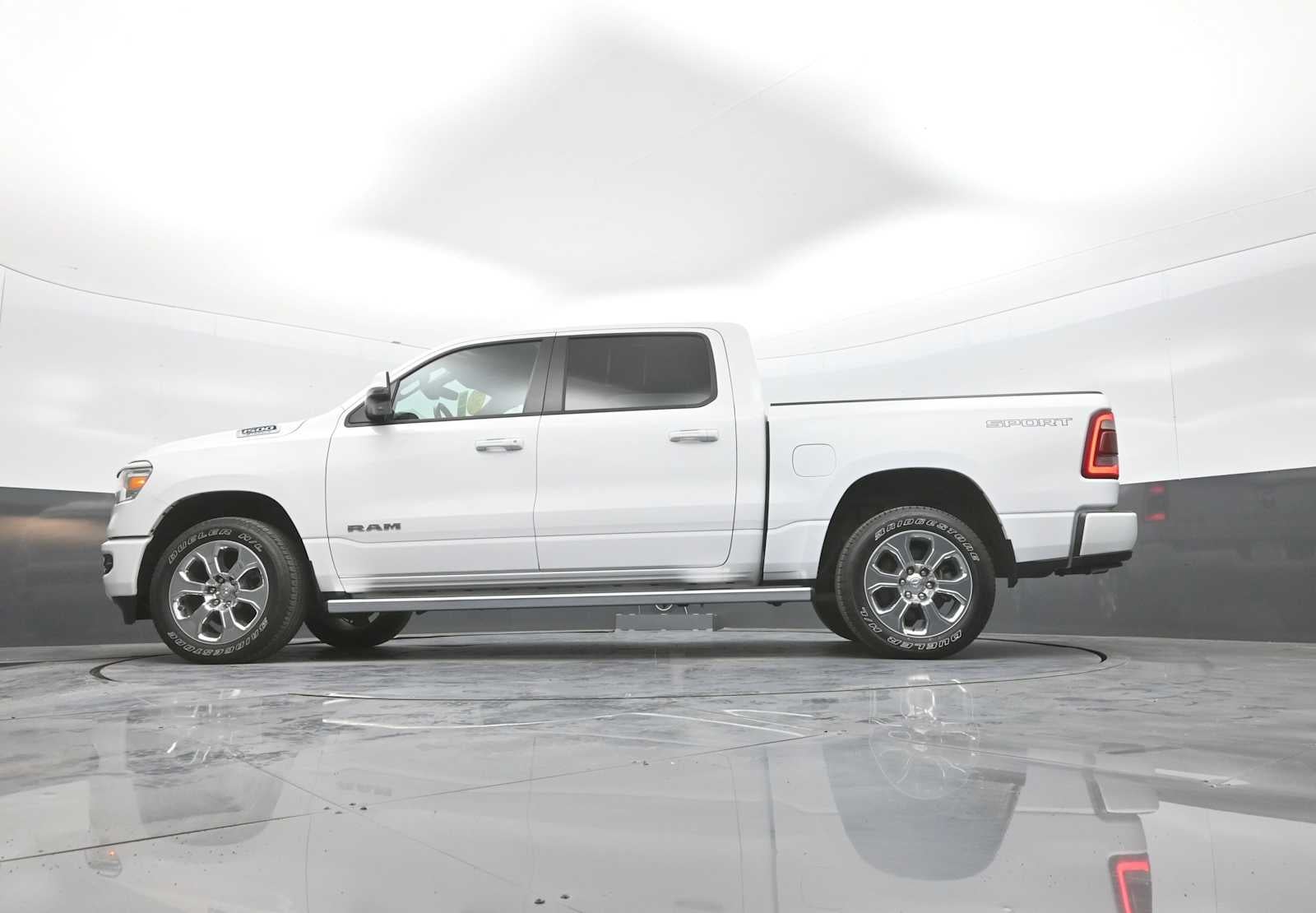 2023 RAM 1500 BIG HORN/L Base