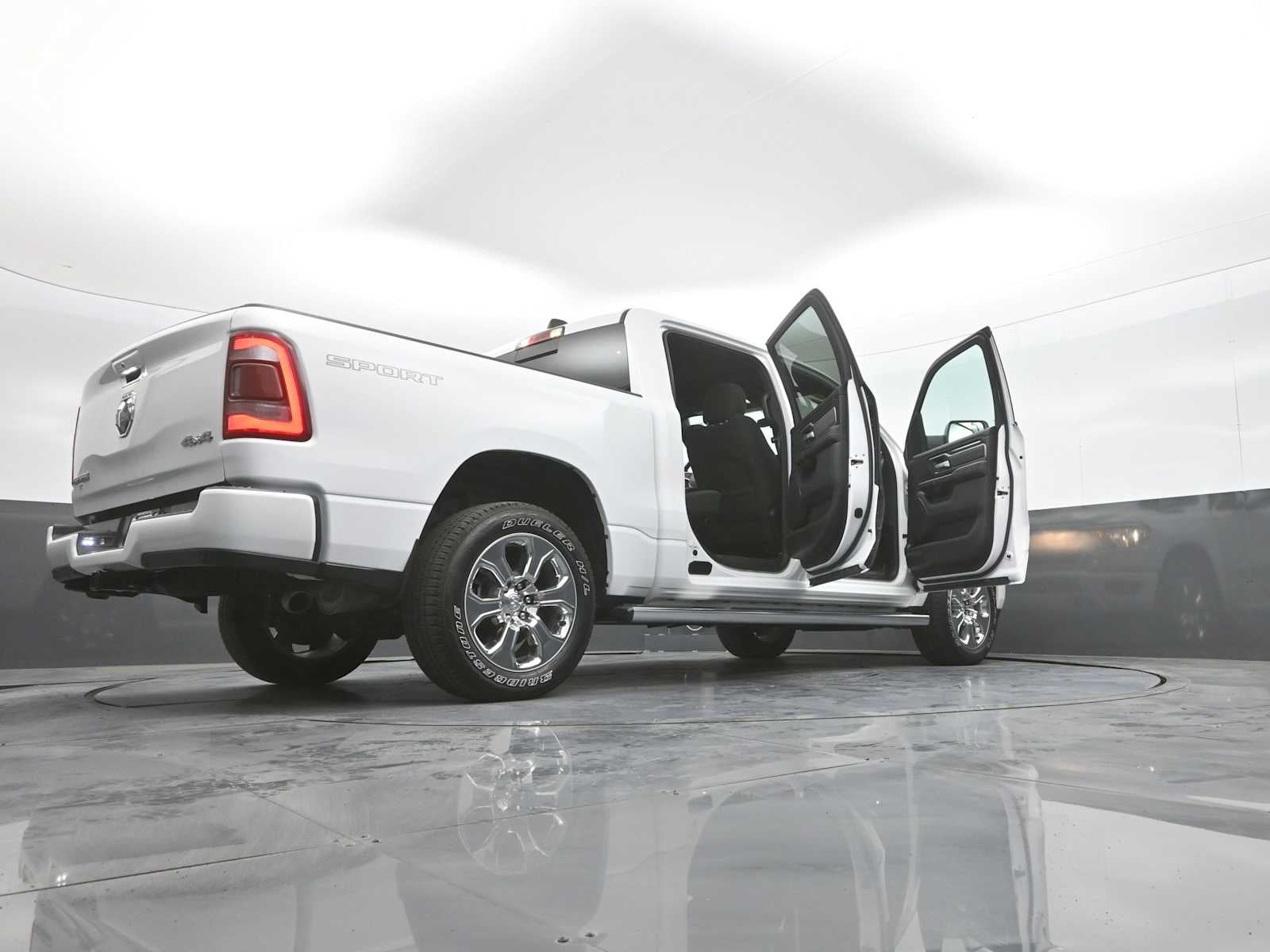 2023 RAM 1500 BIG HORN/L Base