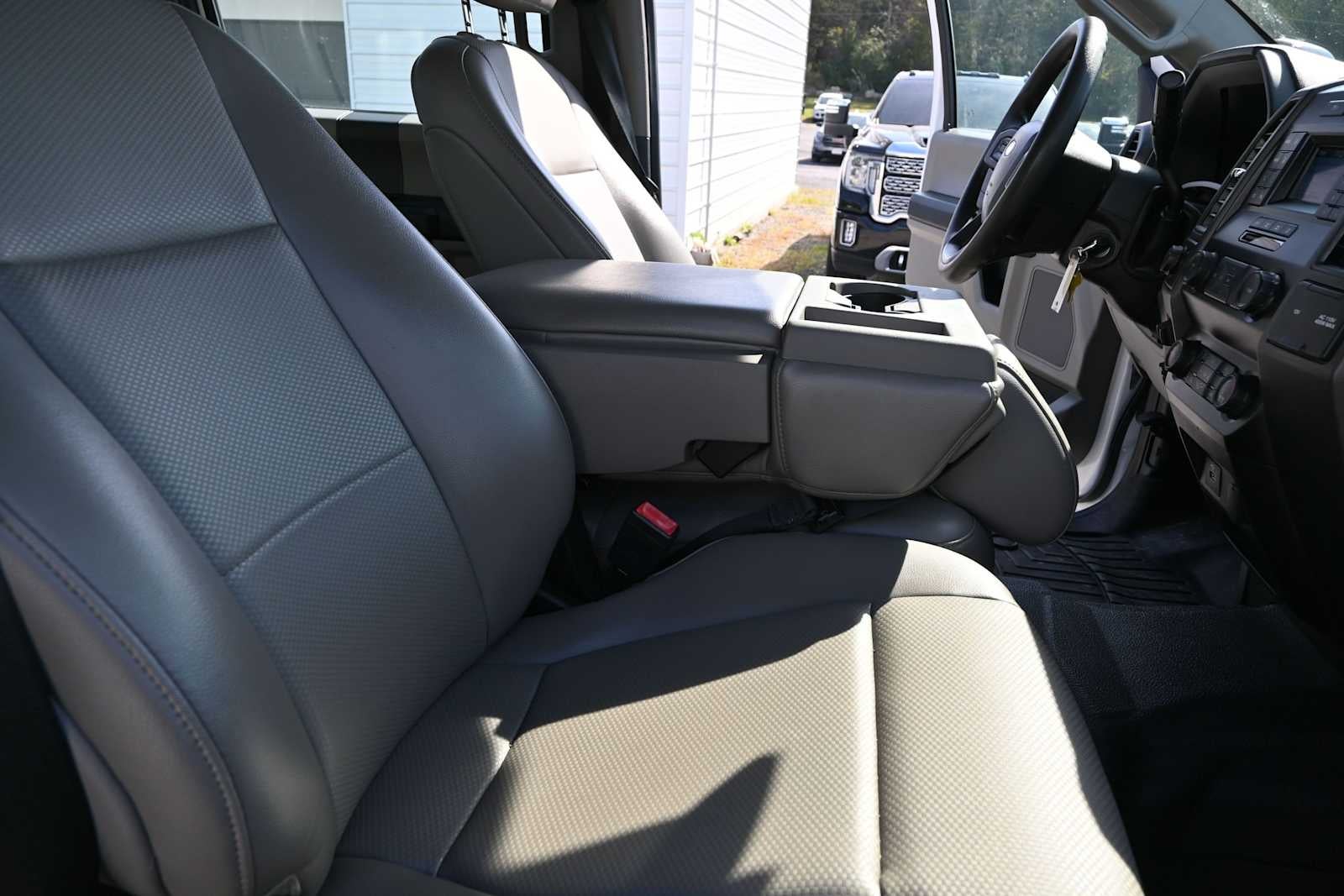 2021 Ford Super Duty F-350 SRW XL