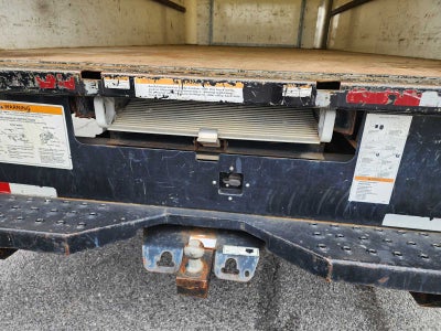 2018 Ford E-Series Cutaway Base