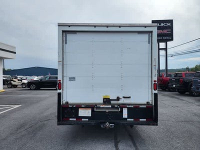 2018 Ford E-Series Cutaway Base