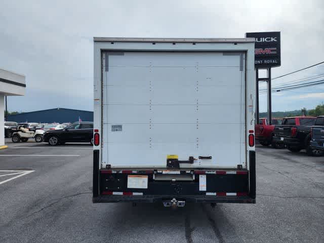 2018 Ford E-Series Cutaway Base