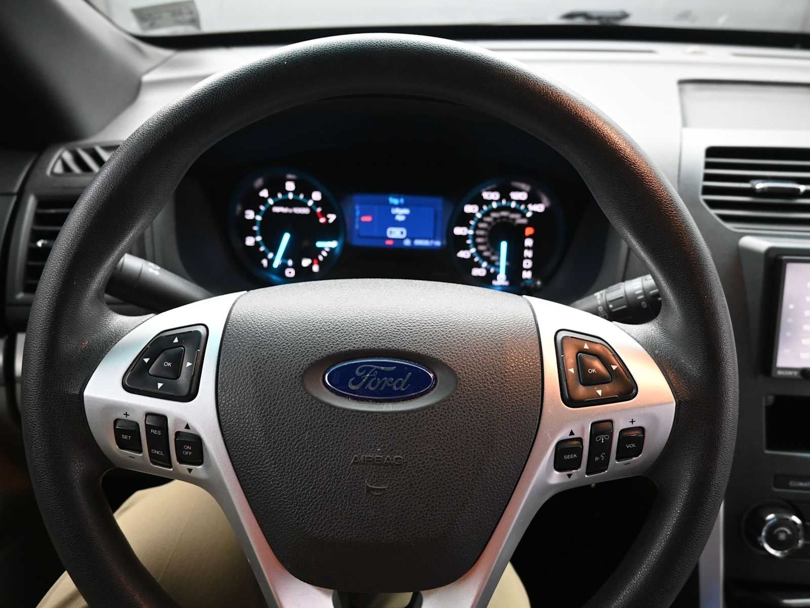 2015 Ford Explorer Base