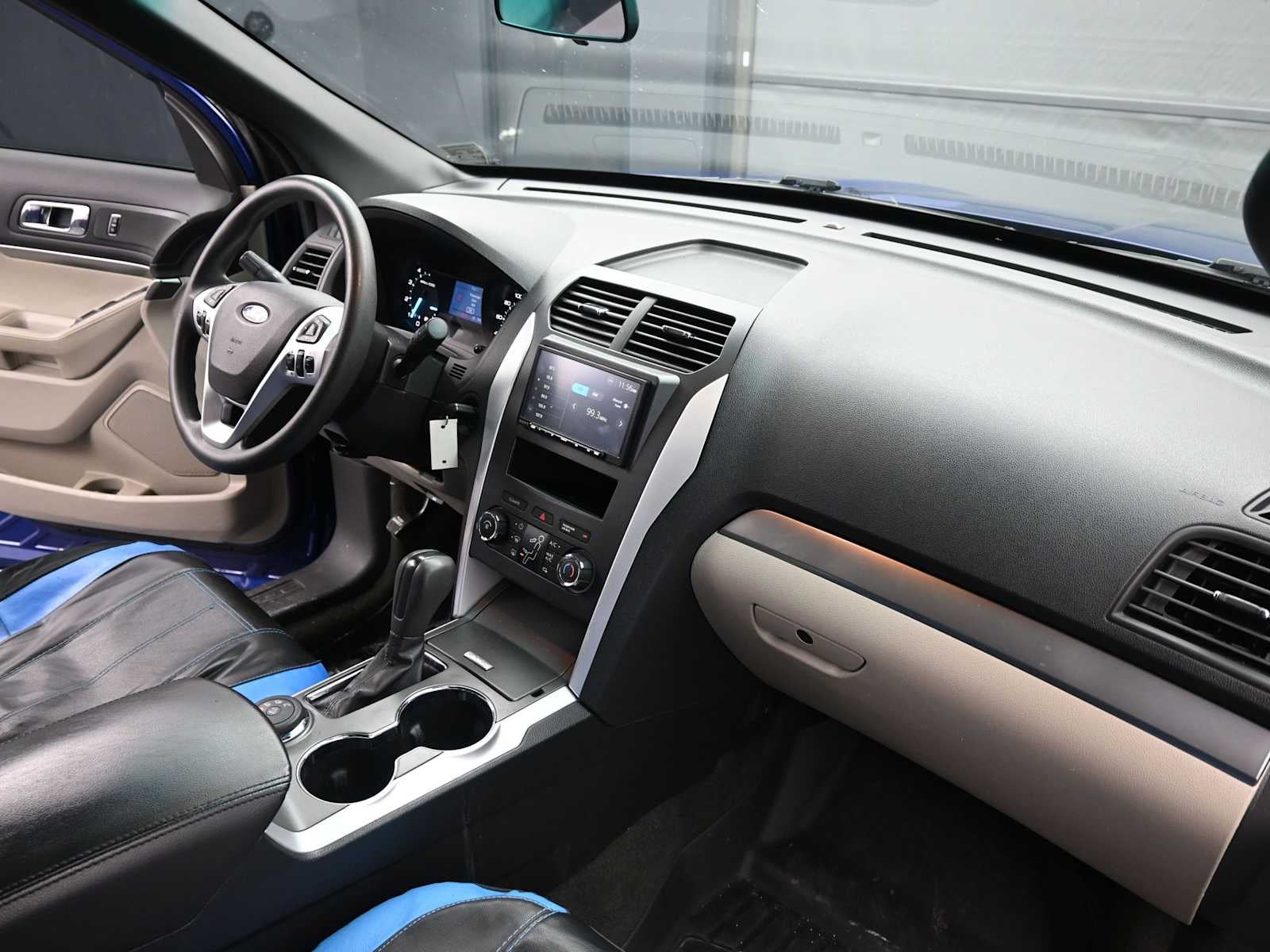 2015 Ford Explorer Base