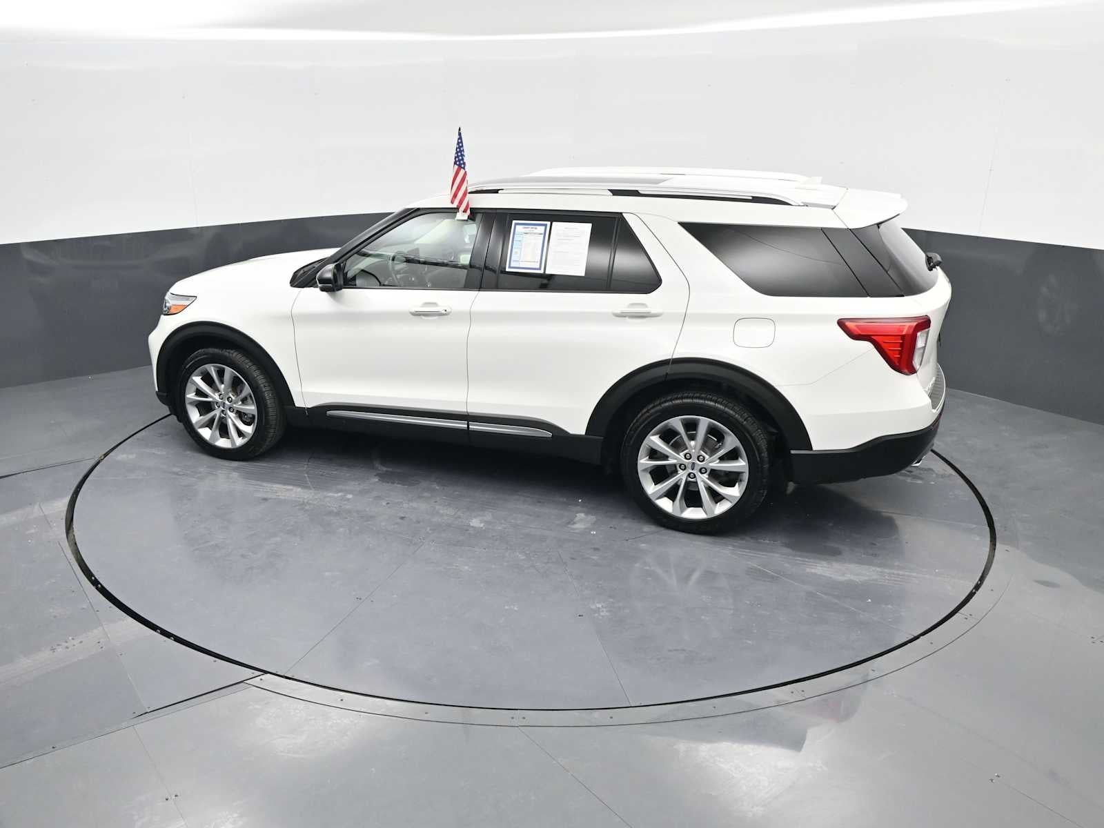 2021 Ford Explorer Platinum