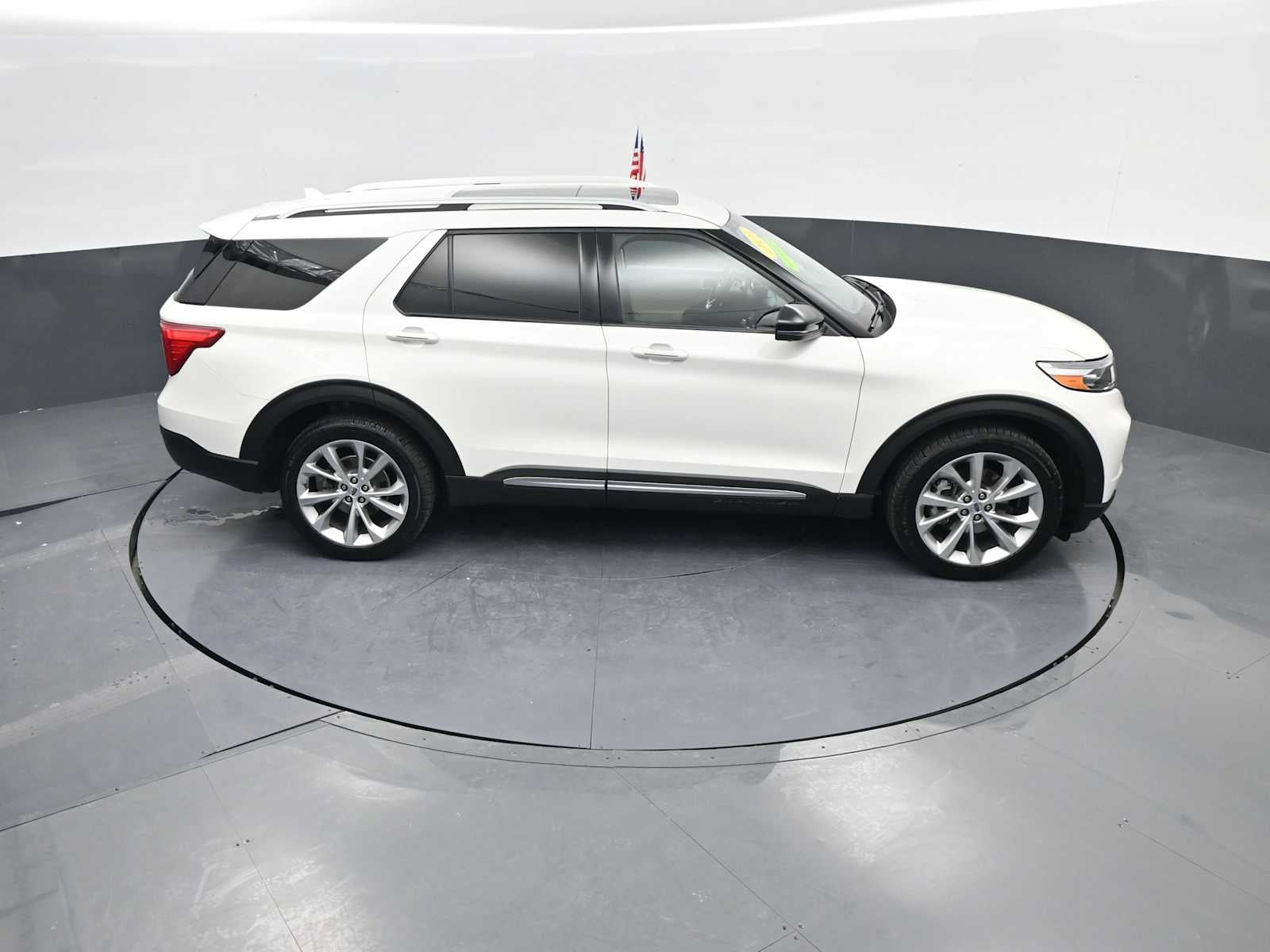 2021 Ford Explorer Platinum