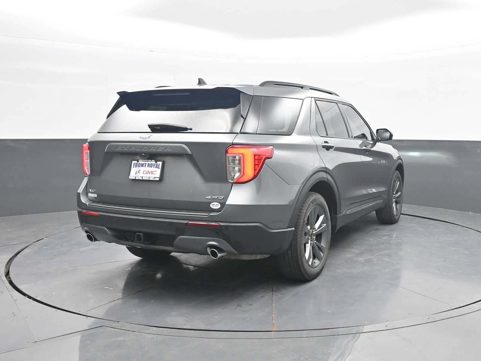 2024 Ford Explorer XLT