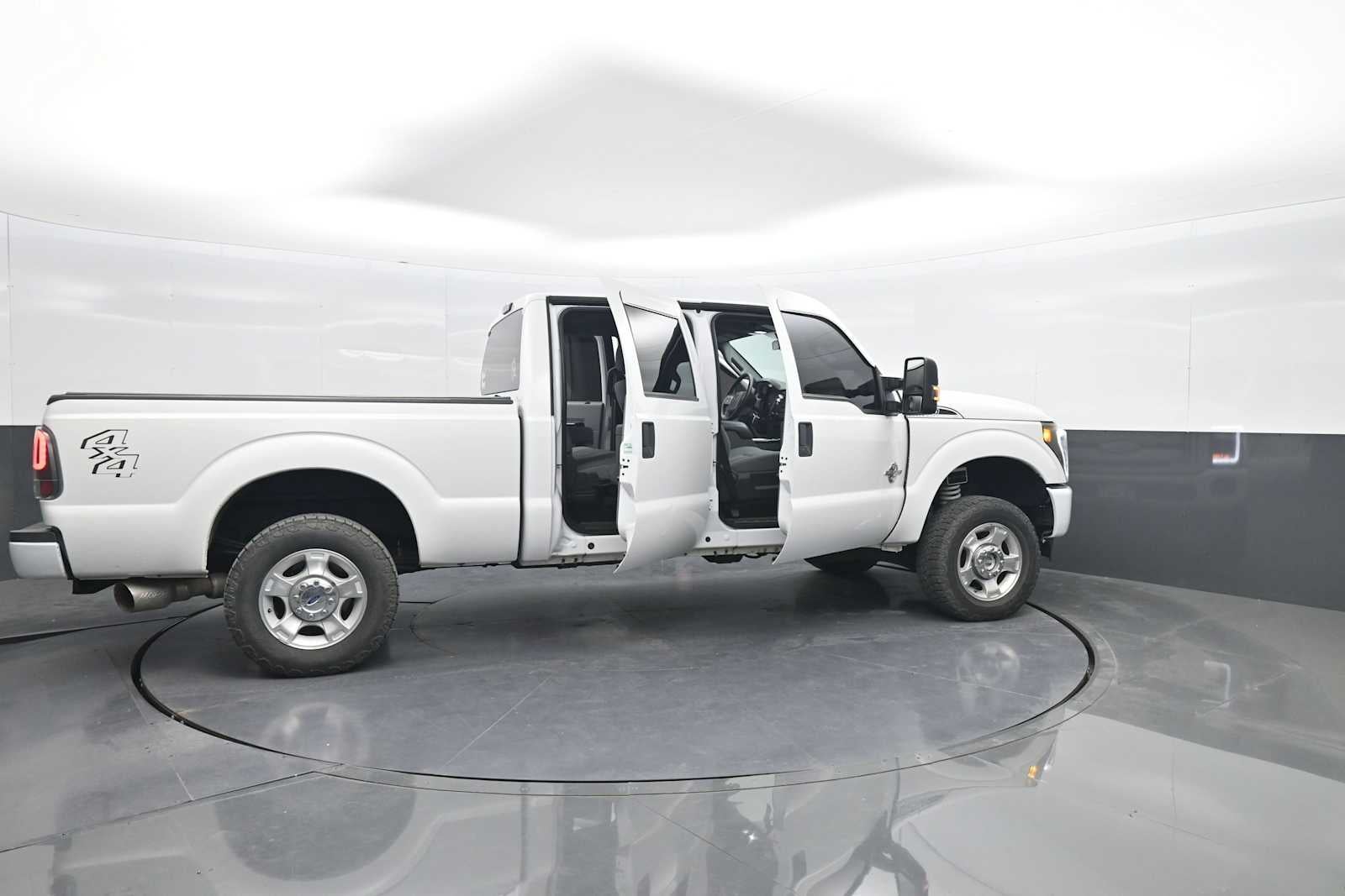 2016 Ford Super Duty F-250 SRW Lariat