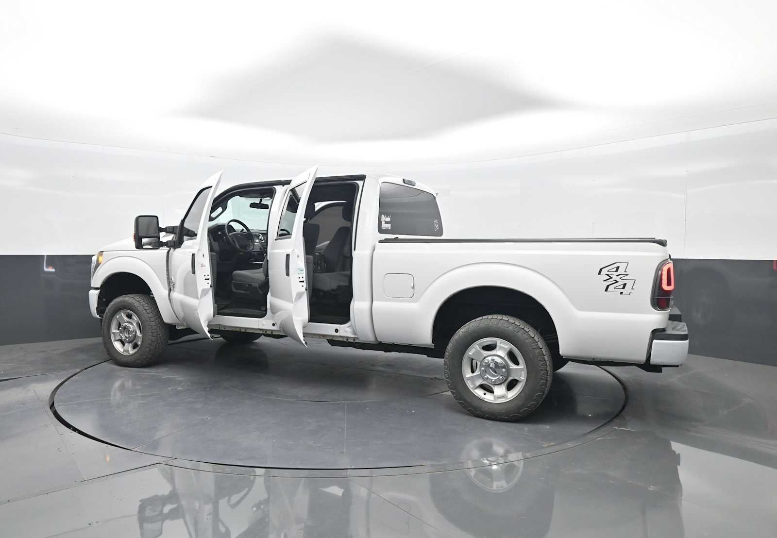 2016 Ford Super Duty F-250 SRW Lariat