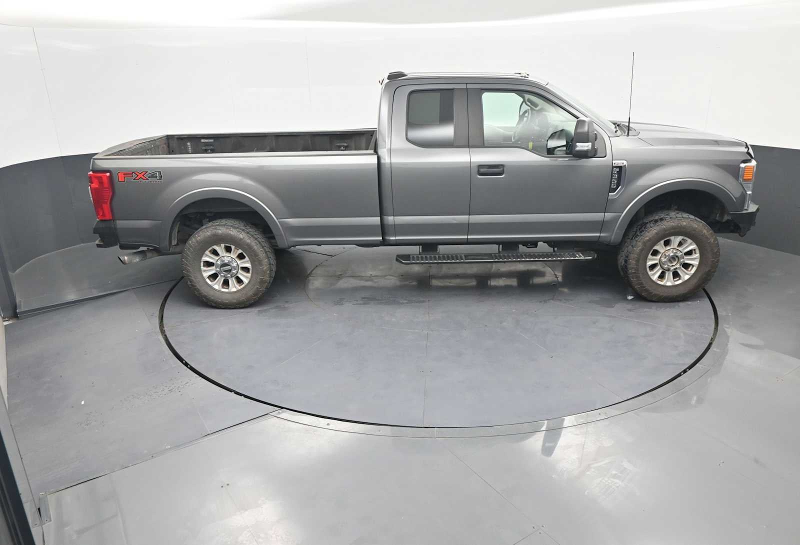 2022 Ford Super Duty F-350 SRW XL