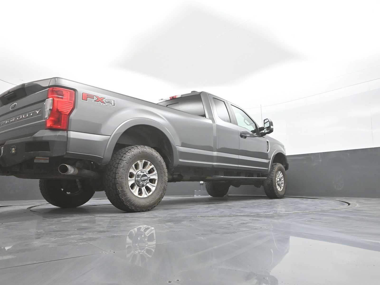 2022 Ford Super Duty F-350 SRW XL