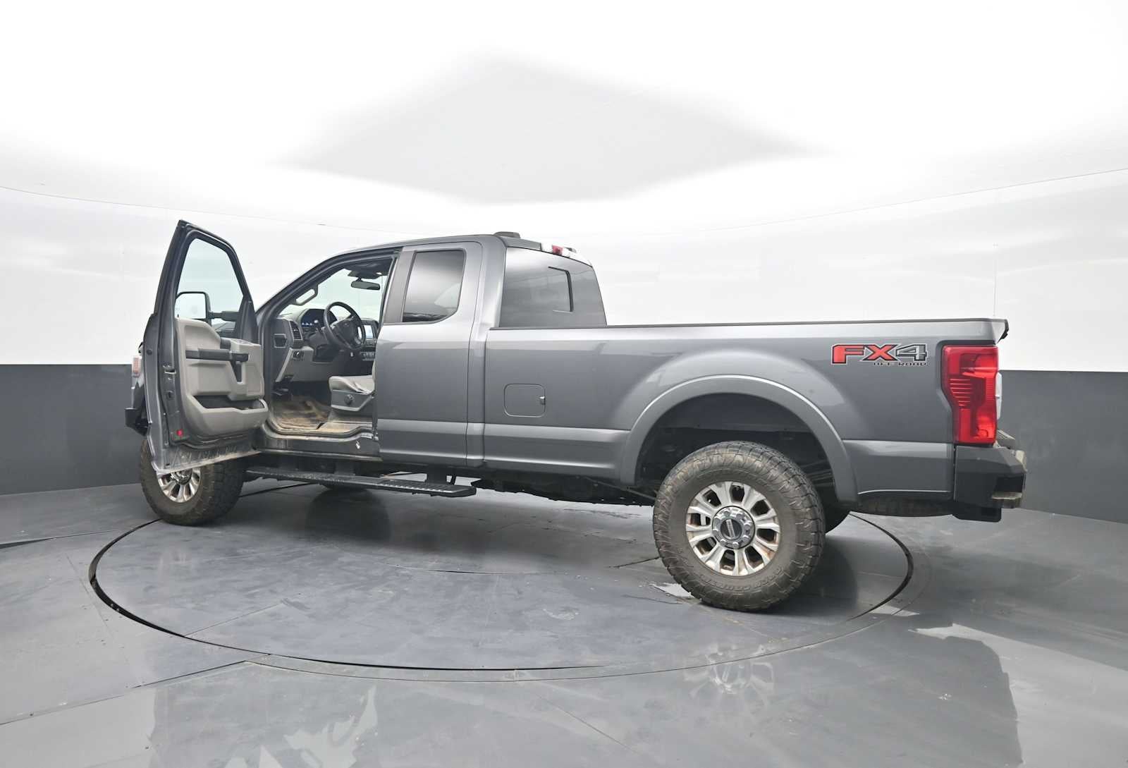 2022 Ford Super Duty F-350 SRW XL