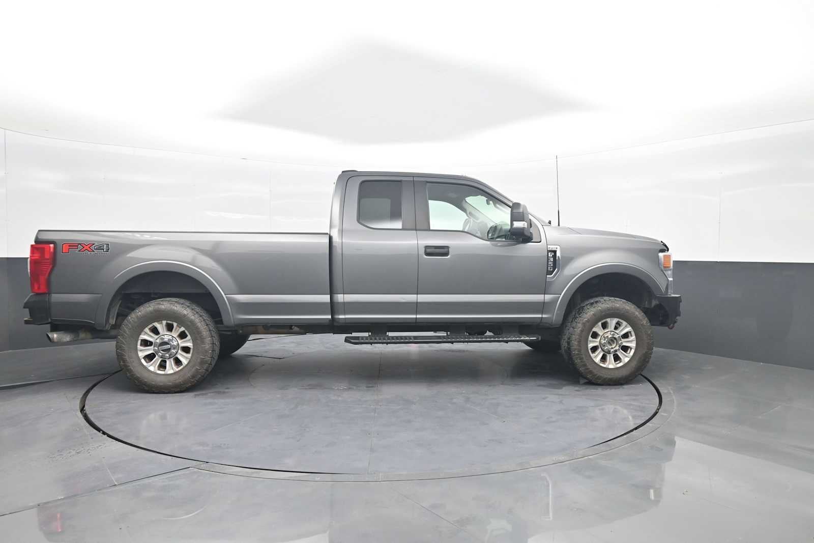 2022 Ford Super Duty F-350 SRW XL