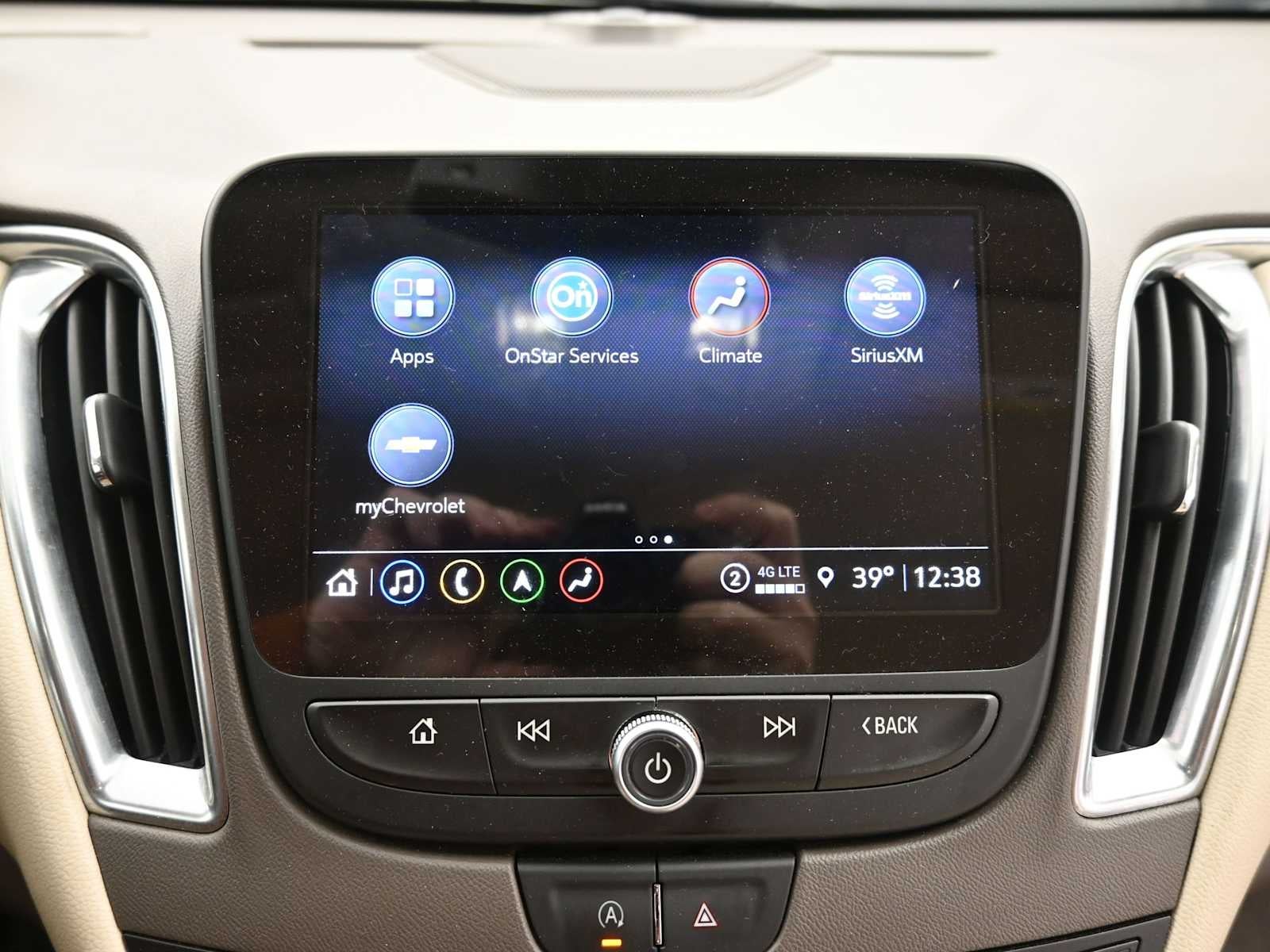 2024 Chevrolet Malibu 2LT