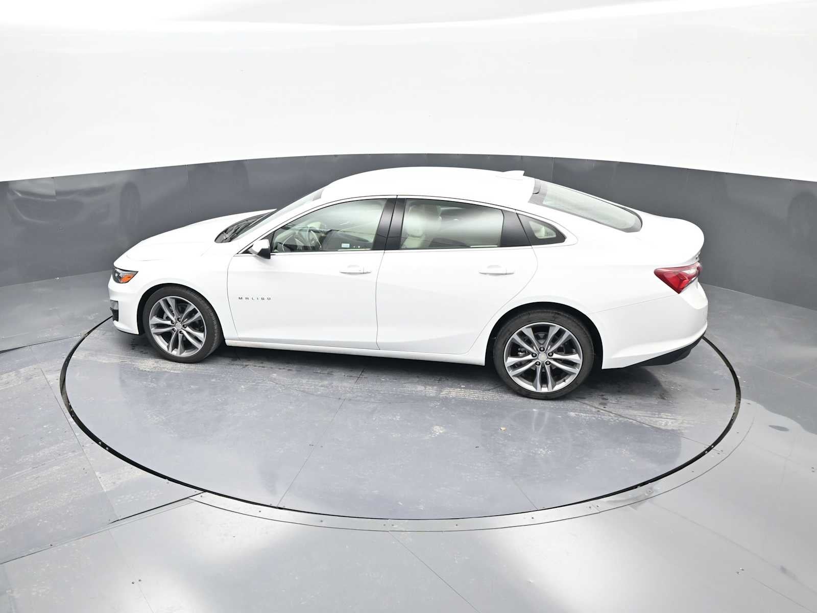 2024 Chevrolet Malibu 2LT