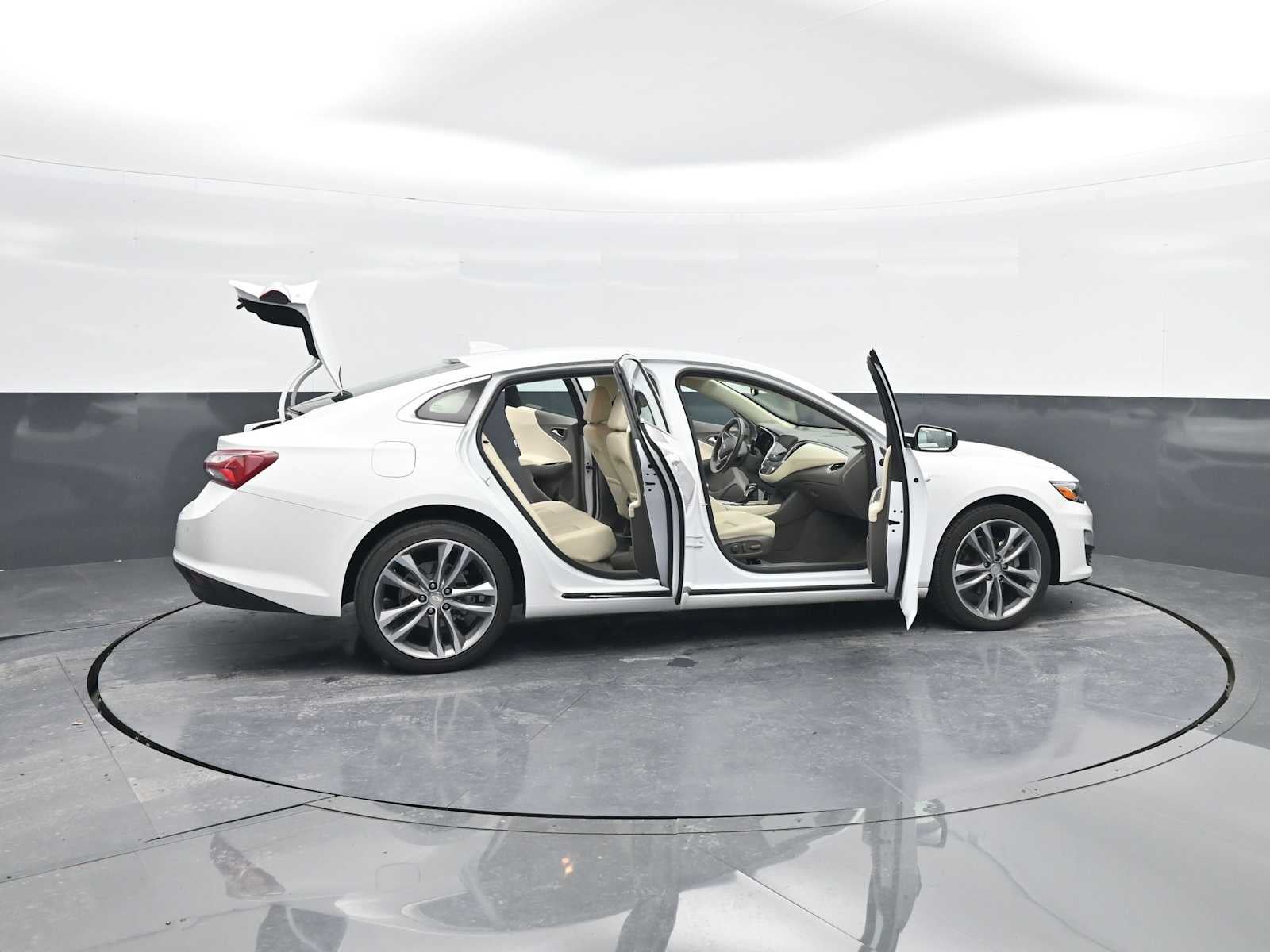 2024 Chevrolet Malibu 2LT