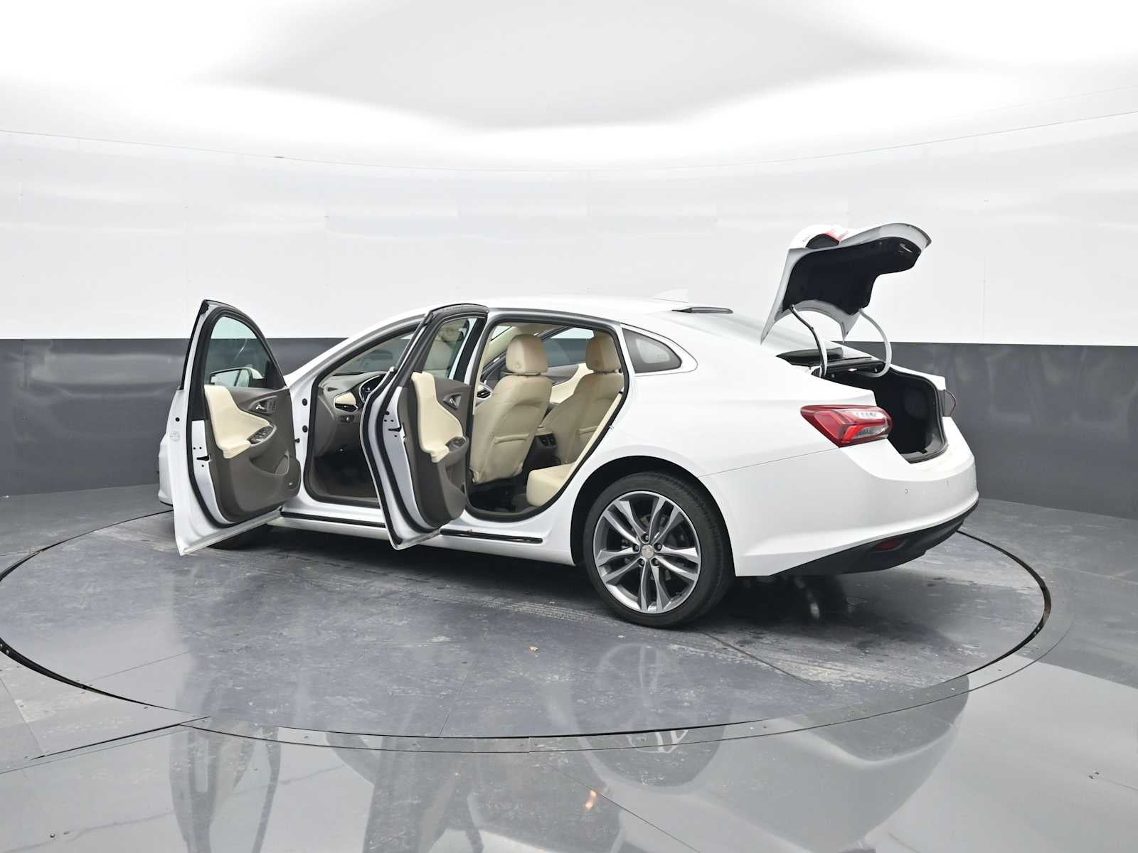 2024 Chevrolet Malibu 2LT