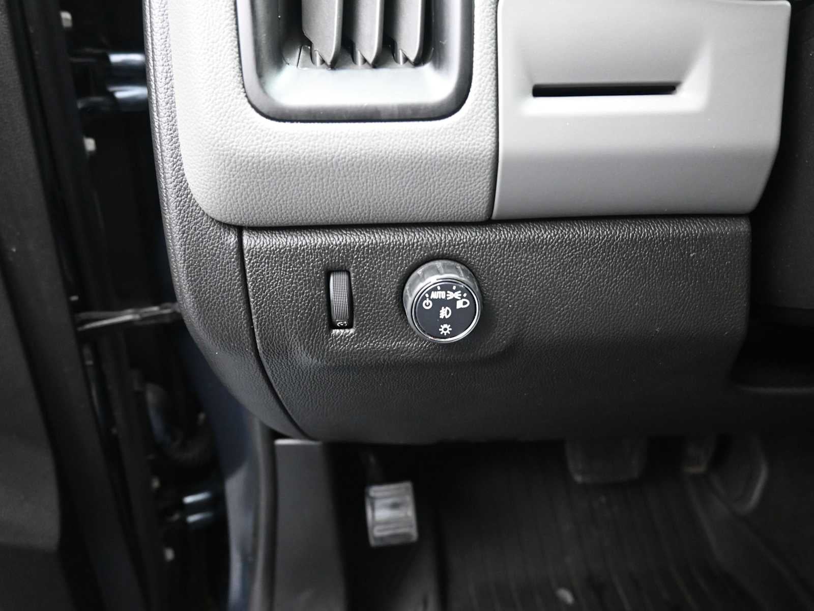 2020 Chevrolet Colorado WT