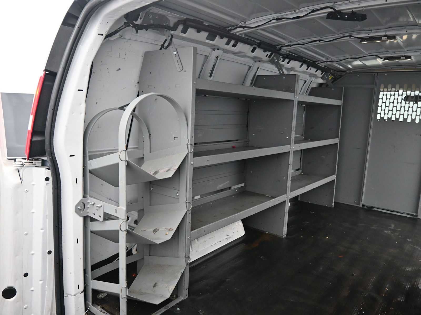 2020 Chevrolet Express Cargo 2500 WT