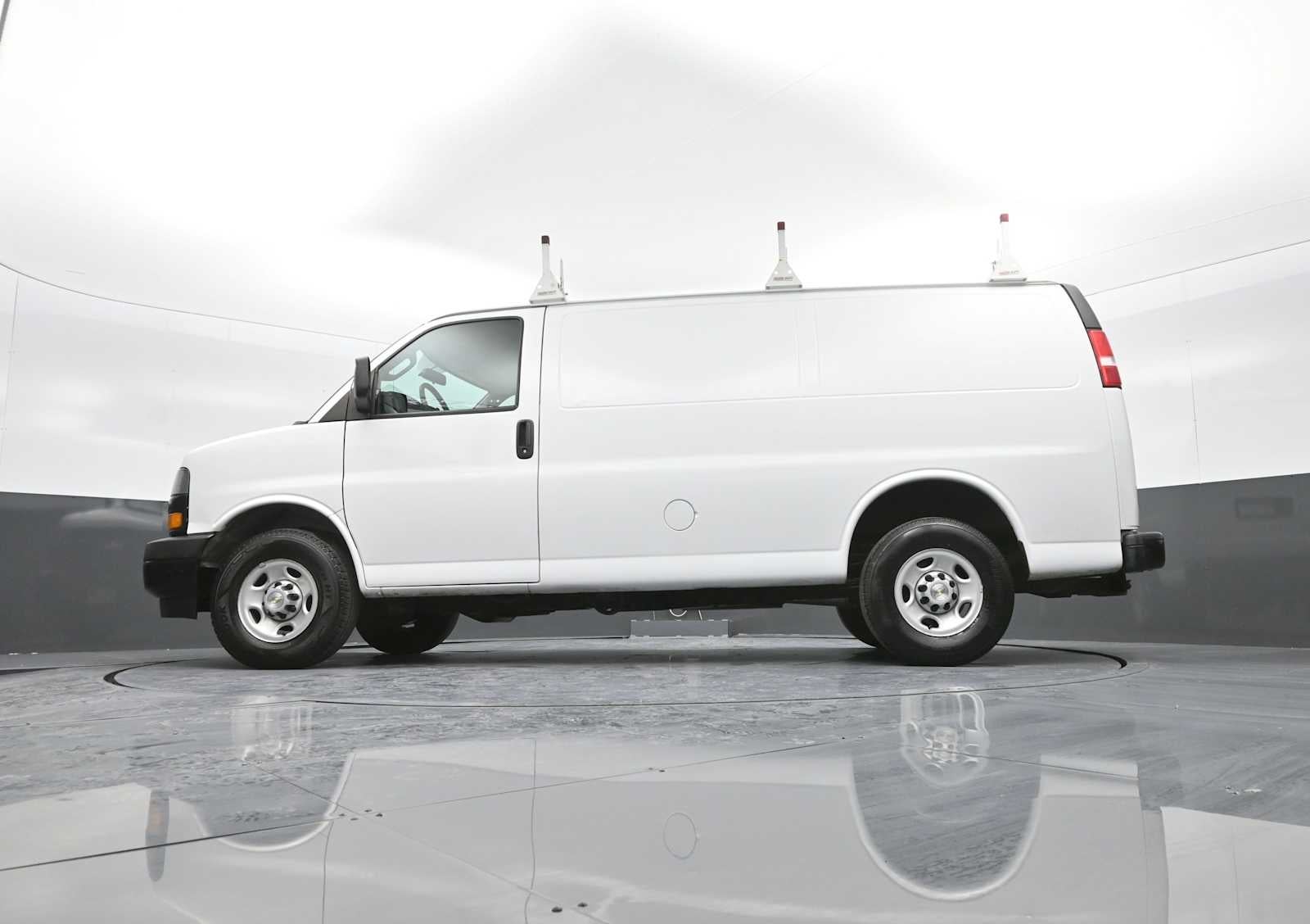 2020 Chevrolet Express Cargo 2500 WT