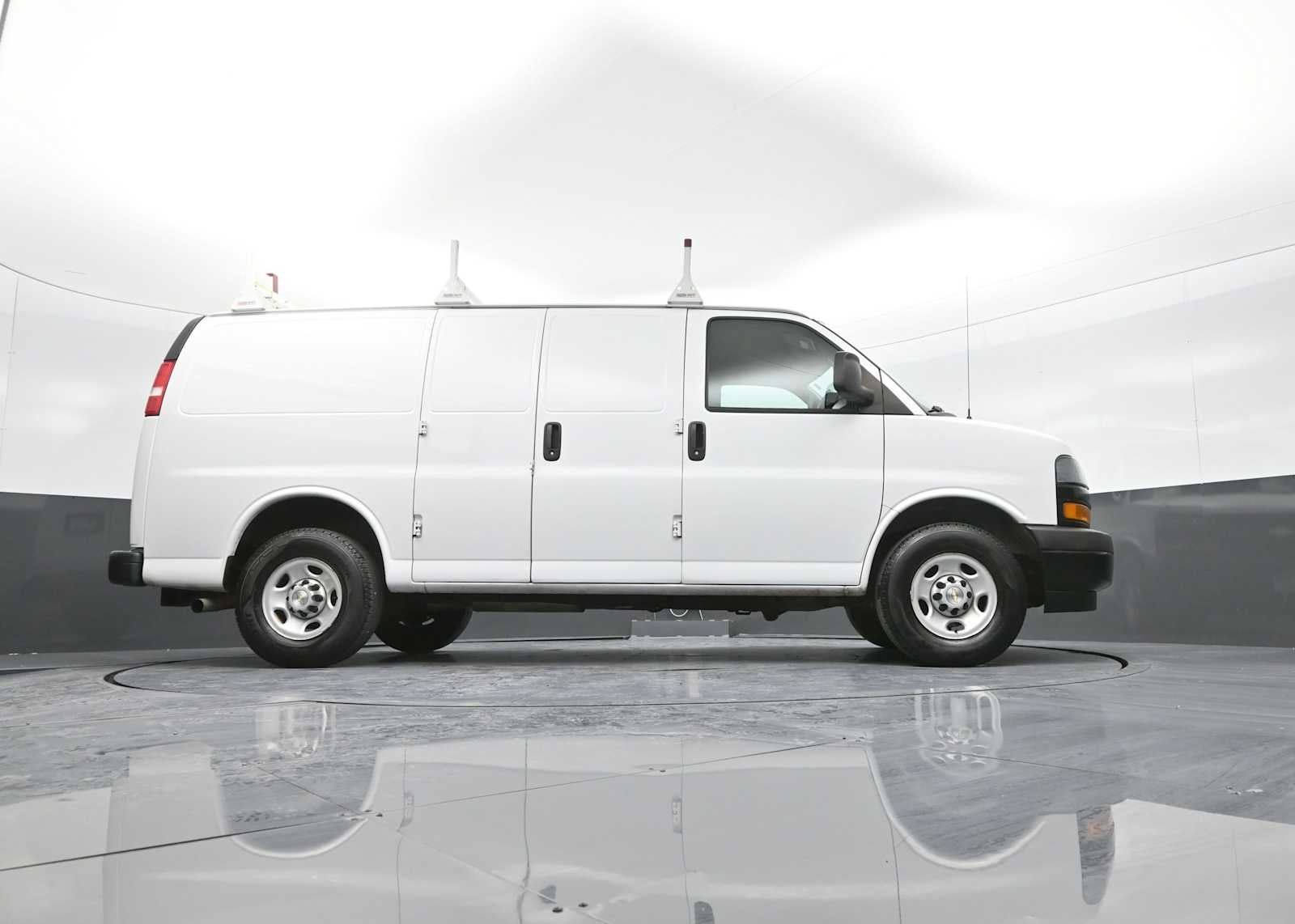 2020 Chevrolet Express Cargo 2500 WT