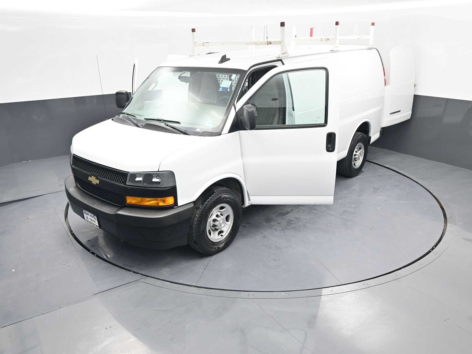 2020 Chevrolet Express Cargo 2500 WT