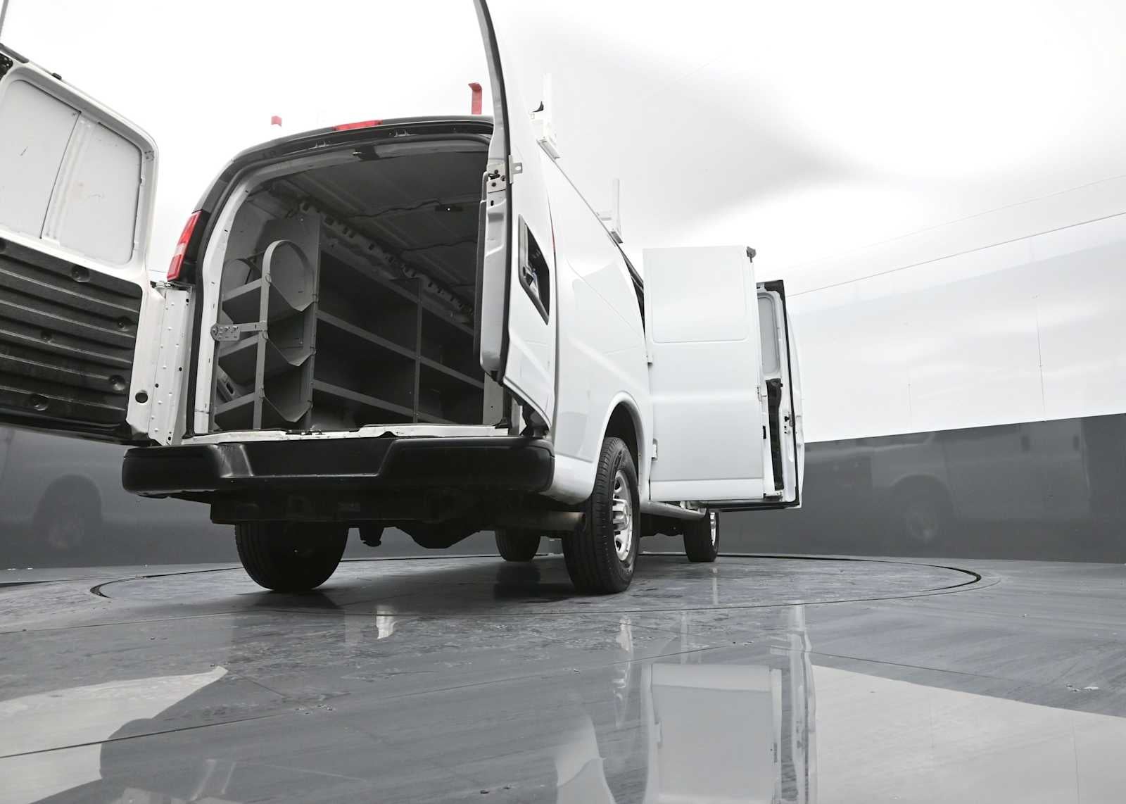 2020 Chevrolet Express Cargo 2500 WT