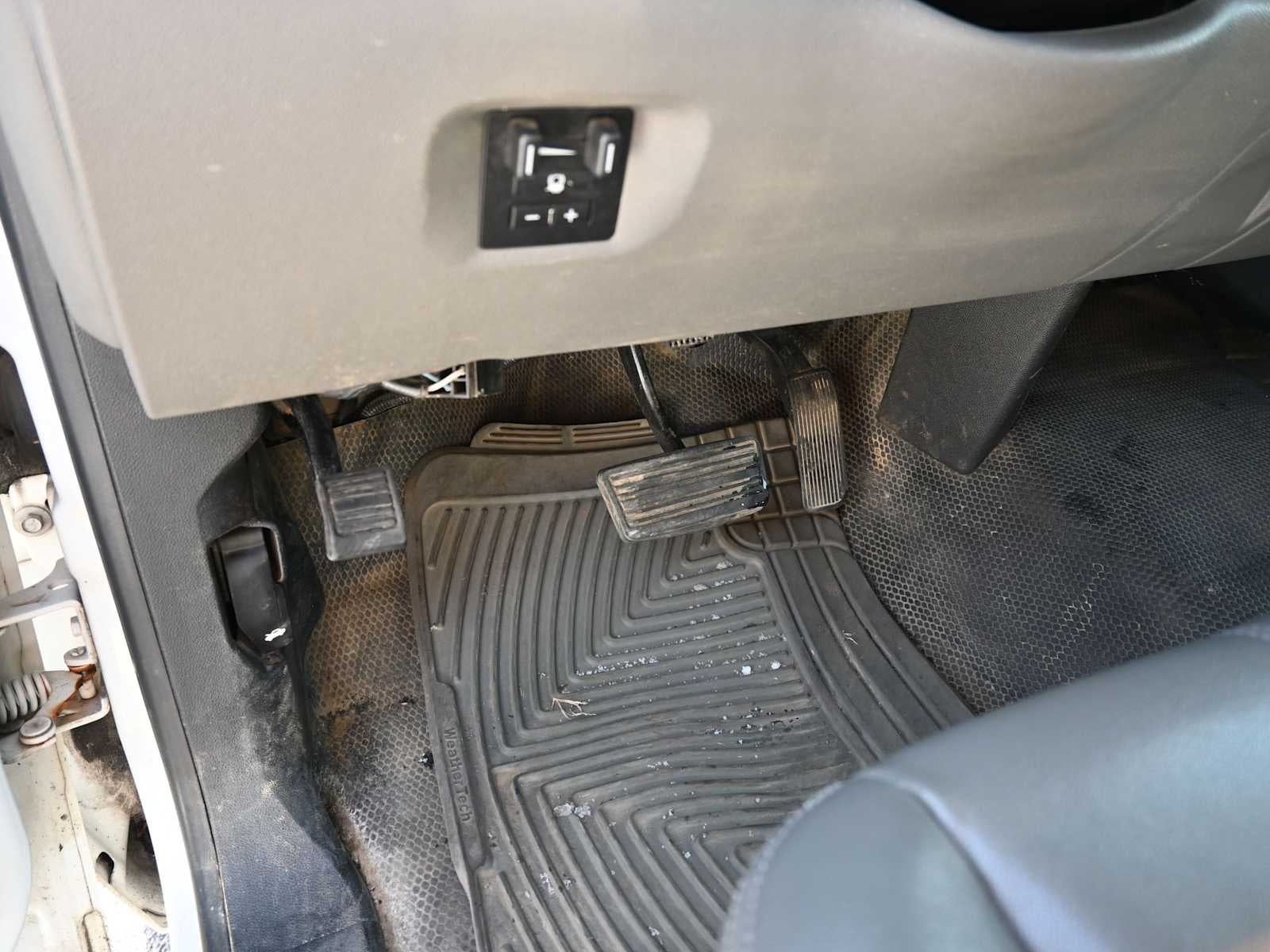 2014 GMC Sierra 3500 HD Chassis Cab Work Truck