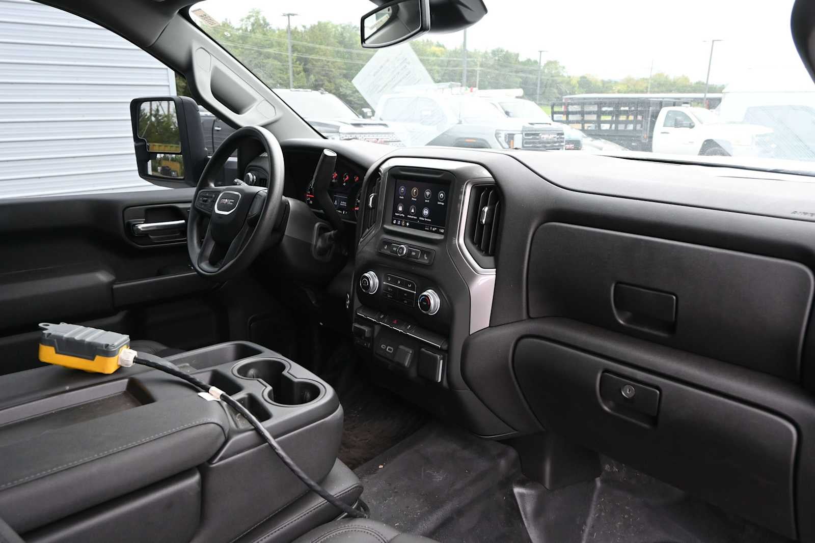 2024 GMC Sierra 3500 HD Chassis Cab Pro