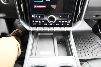 2024 GMC Acadia AT4