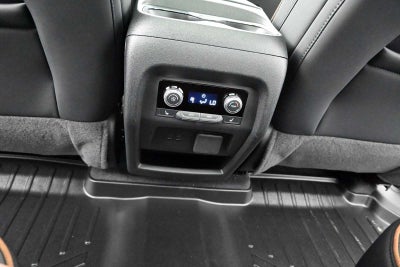2024 GMC Acadia AT4