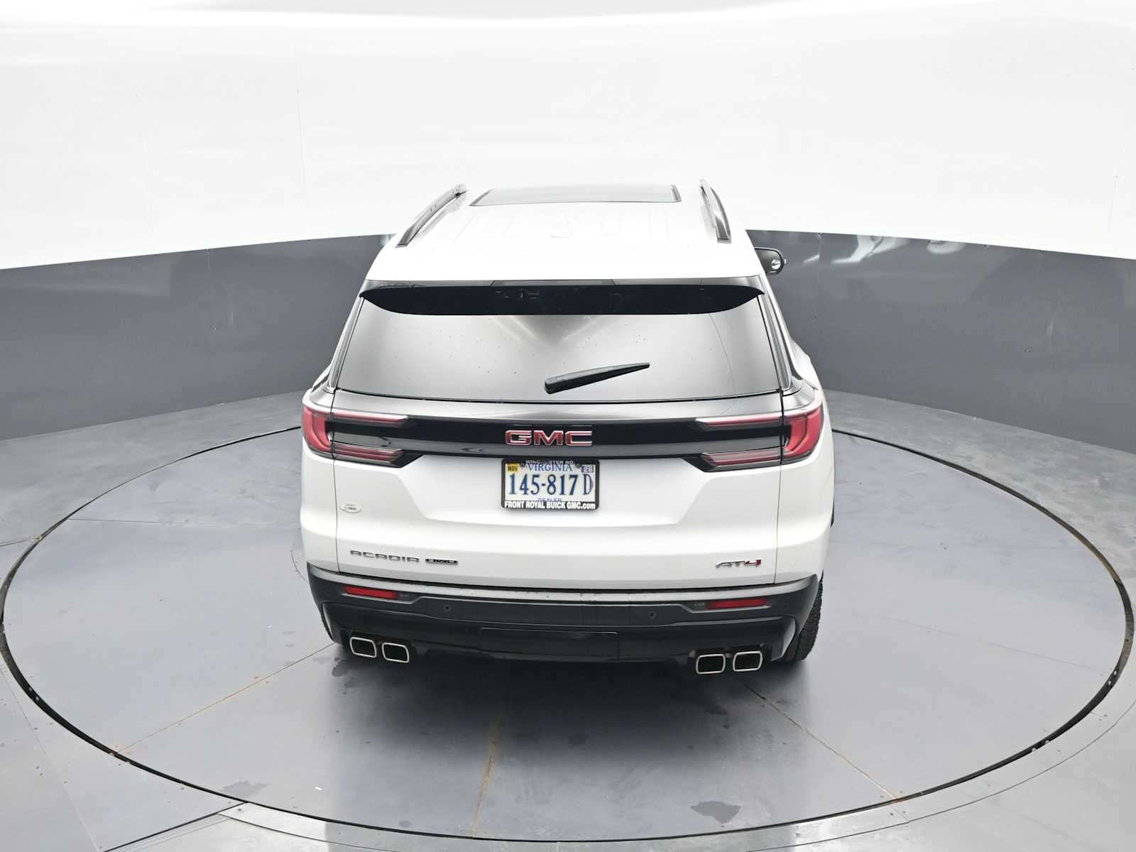 2024 GMC Acadia AT4