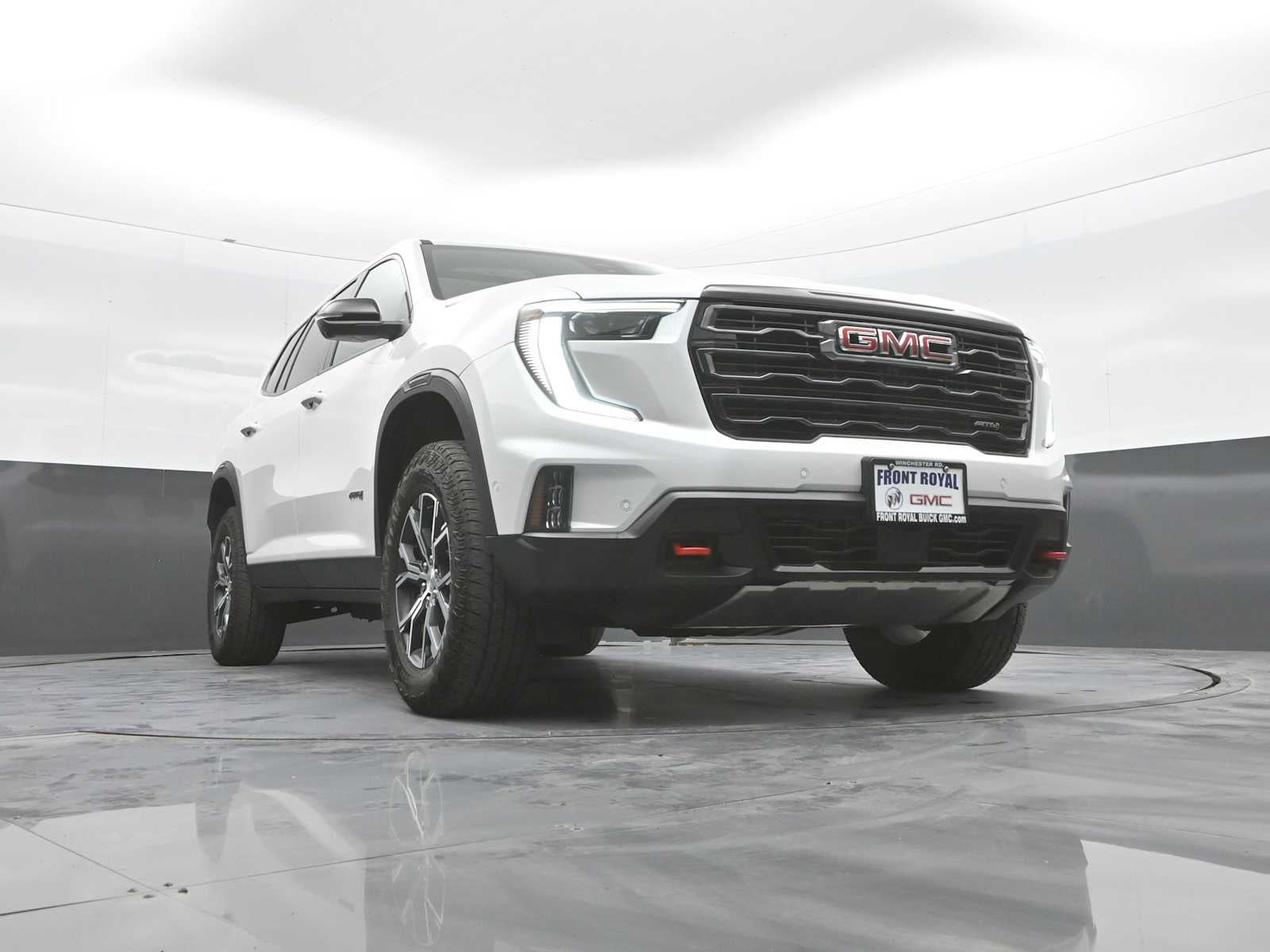 2024 GMC Acadia AT4
