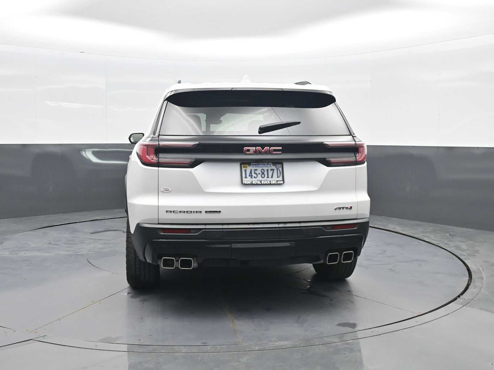 2024 GMC Acadia AT4