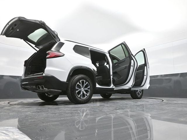 2025 GMC Acadia AT4