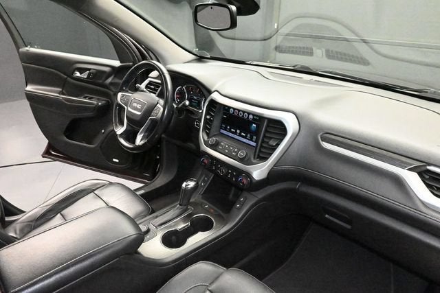 2017 GMC Acadia SLT
