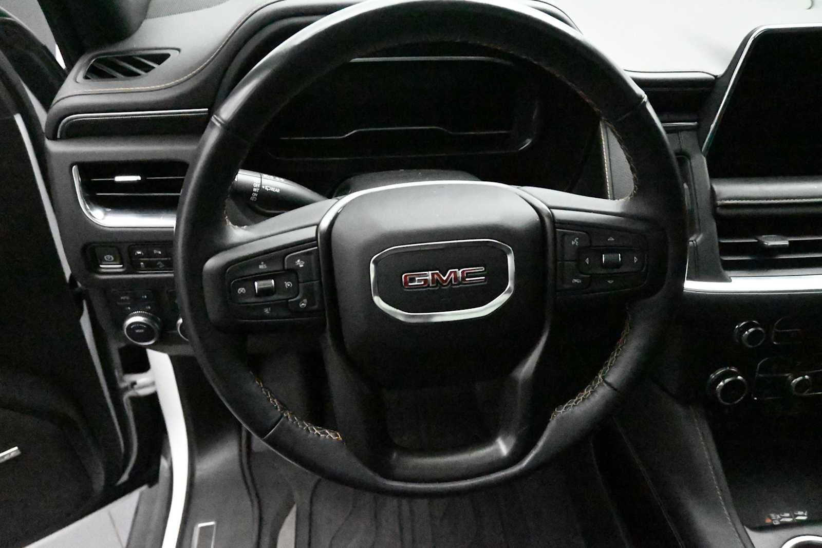2022 GMC Yukon XL AT4