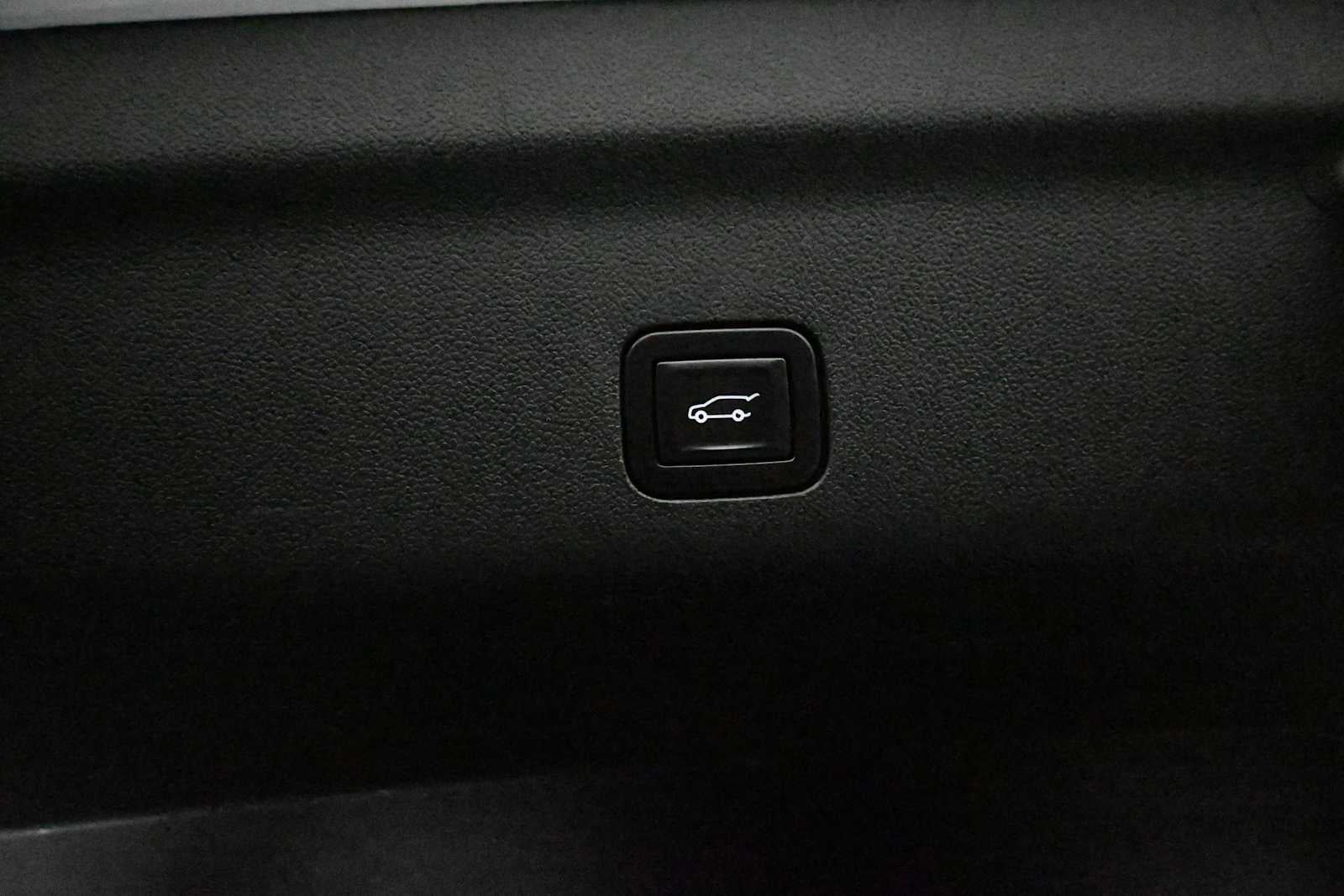 2022 GMC Yukon XL AT4