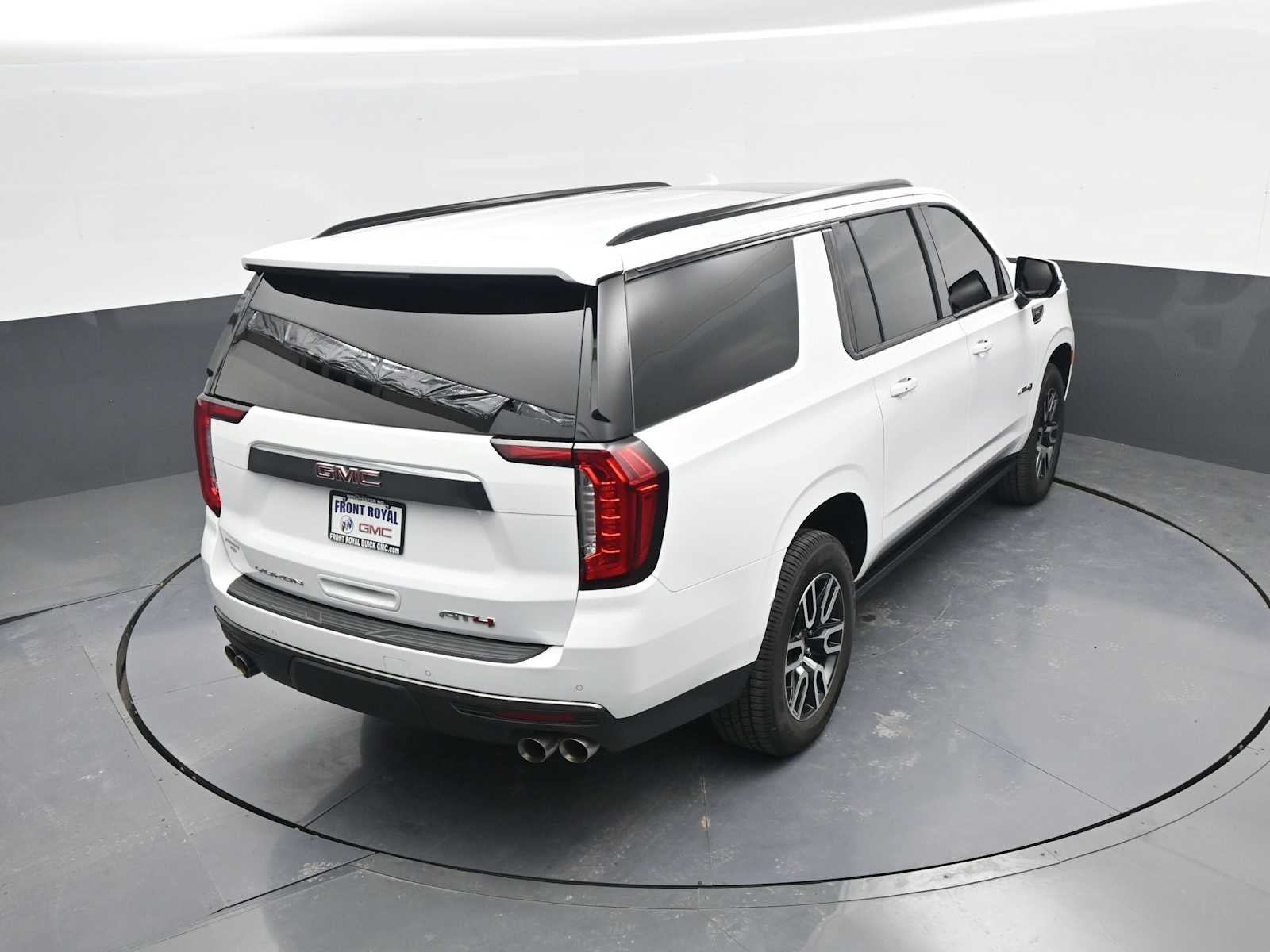 2022 GMC Yukon XL AT4