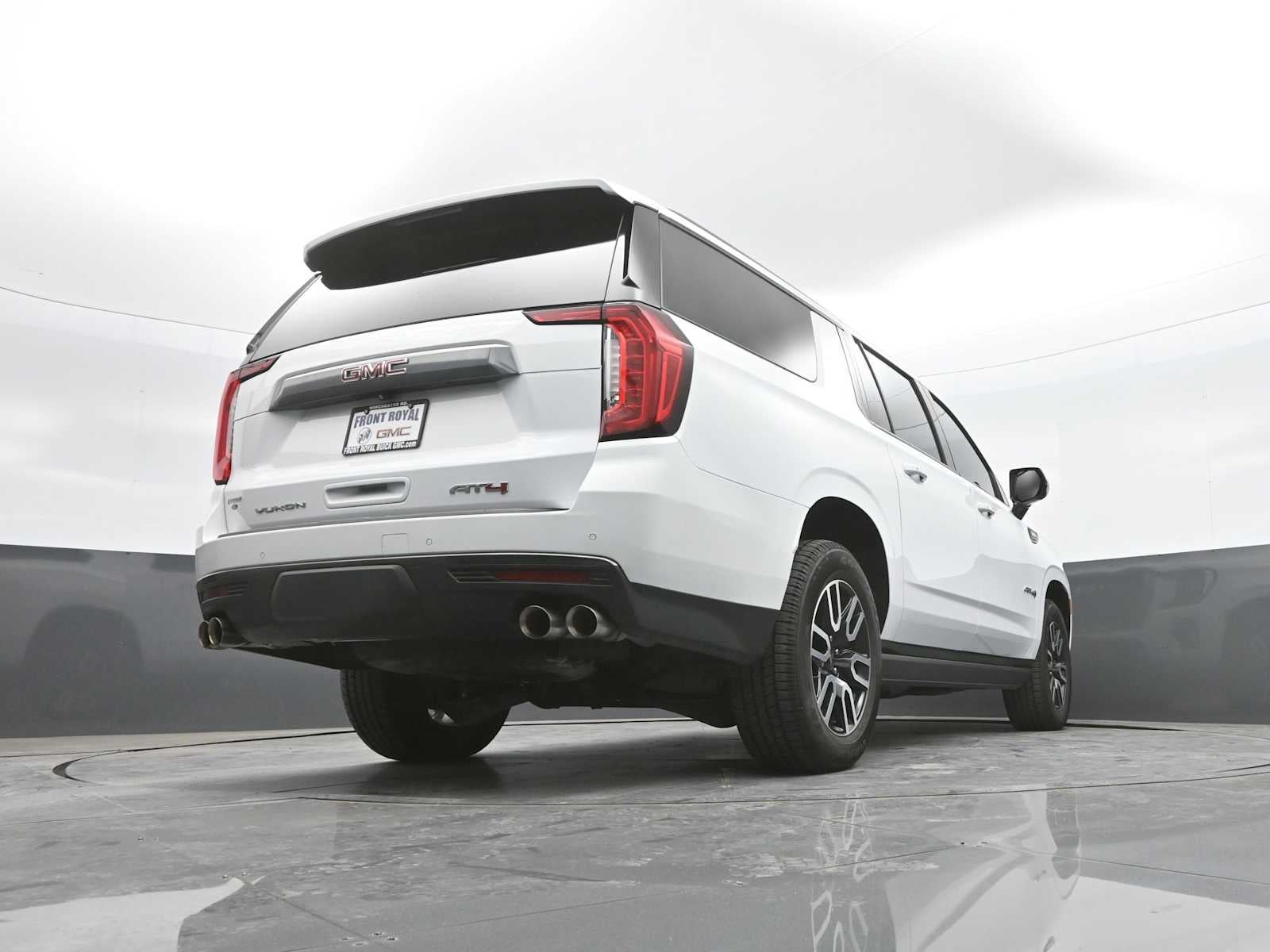 2022 GMC Yukon XL AT4