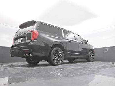 2023 GMC Yukon XL Denali Ultimate