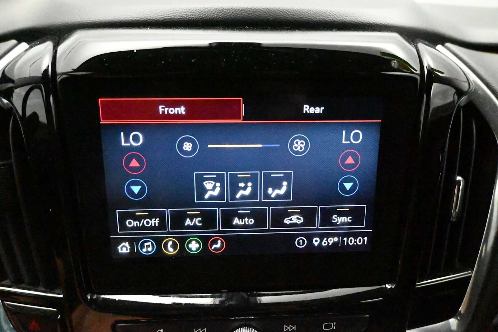 2020 Chevrolet Traverse LT Cloth